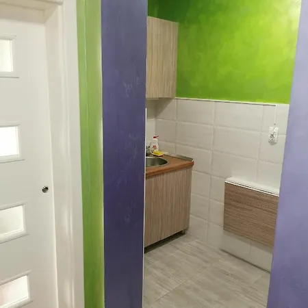 Apartment Ping